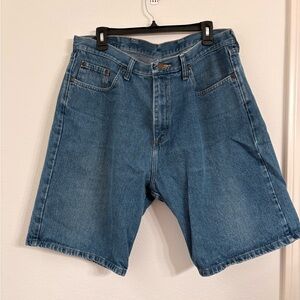 Wrangler Medium Blue Denim Relaxed Fit Jean Shorts